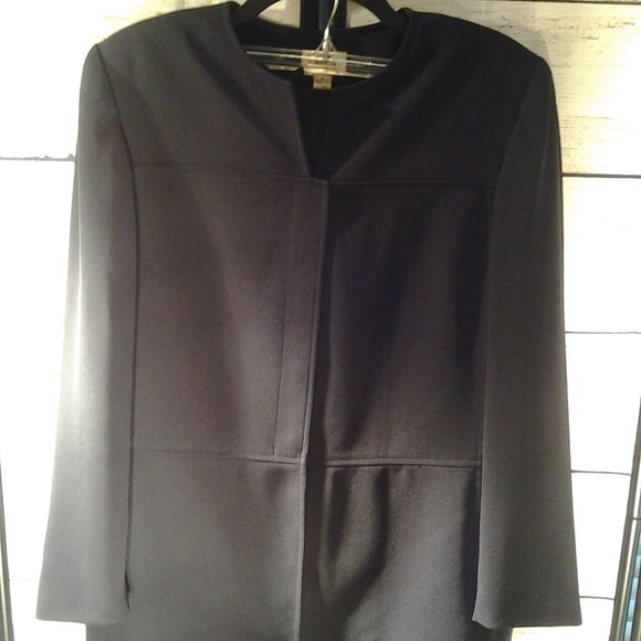 EMILY - BLACK PANT SUIT - Picture 2 of 8